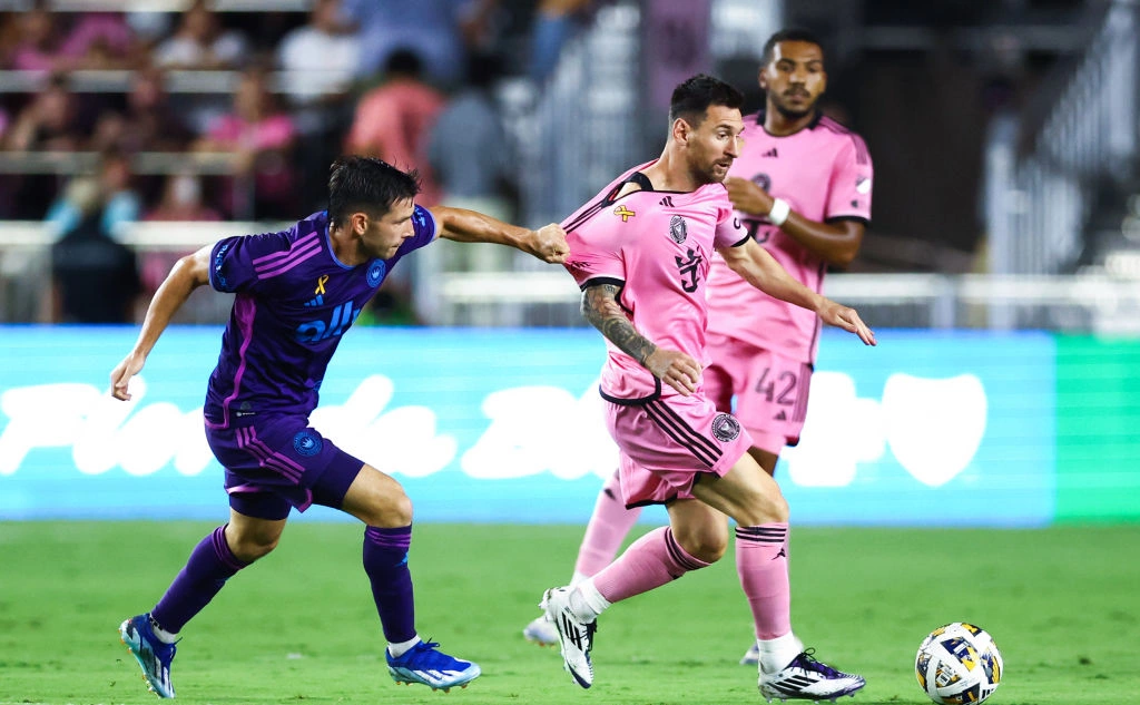 Megan Briggs / Getty Images