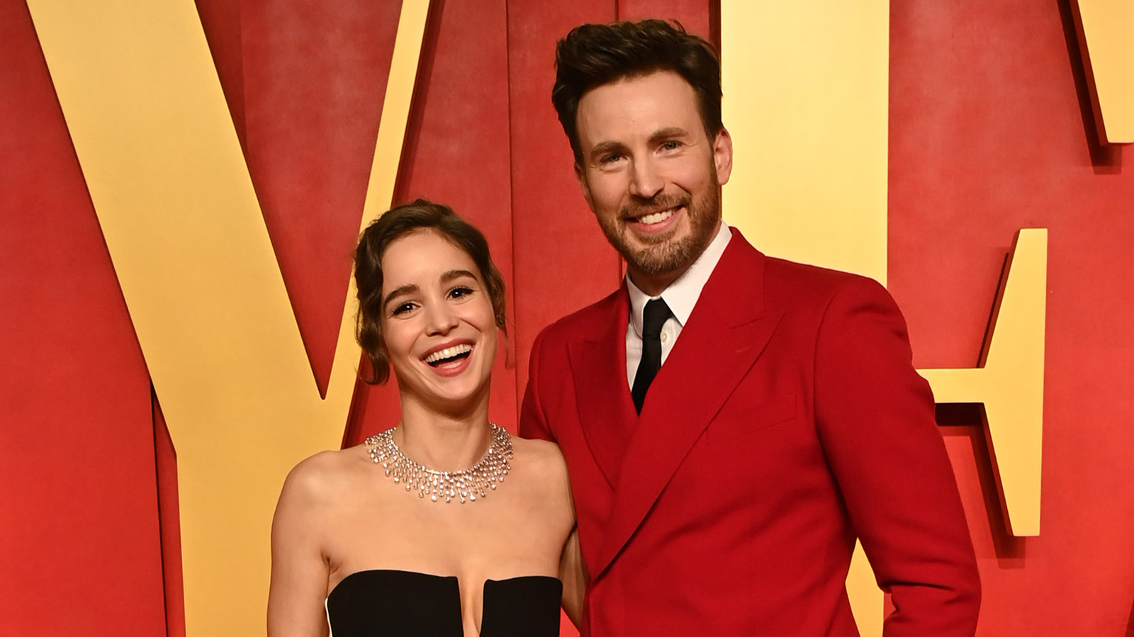 Крис Эванс и Альба Баптиста