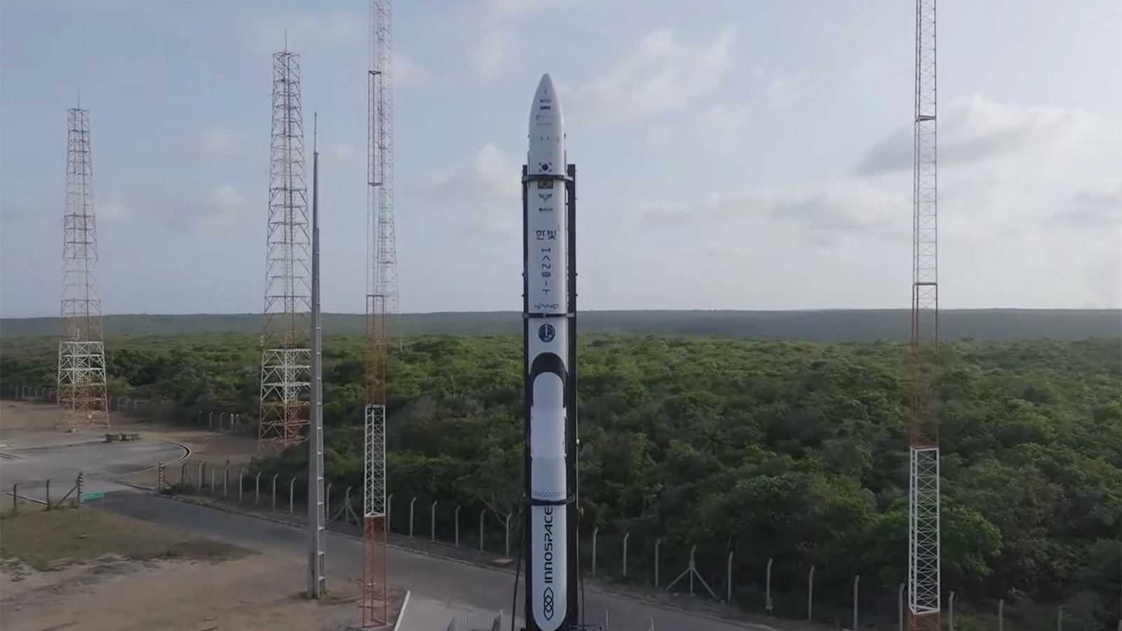 Южнокорейская космическая ракета-носитель Hanbit-Nano