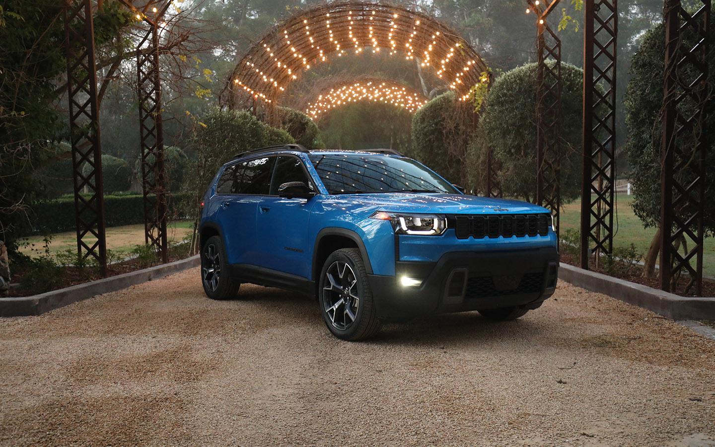 Комфорт вместо проходимости. Каким получился новый Jeep Cherokee