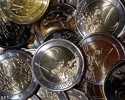 Официальный курс евро поднялся выше отметки 43 рубля