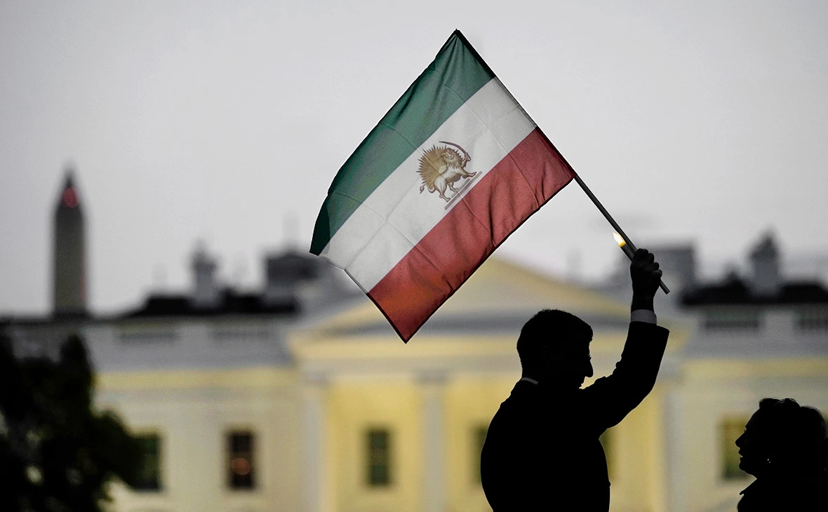 Drew Angerer / Getty Images