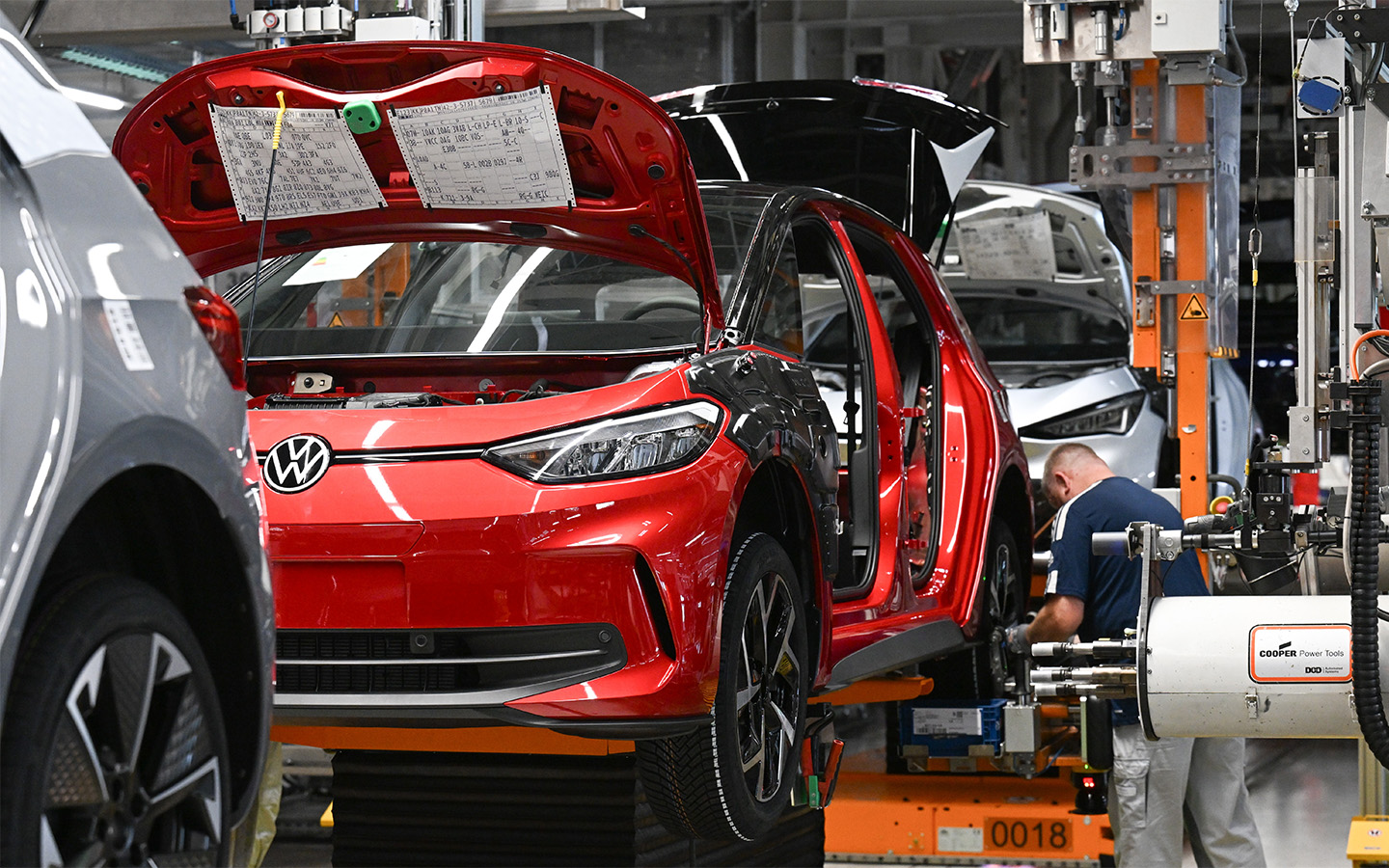 Автозавод компании Volkswagen в Дрездене