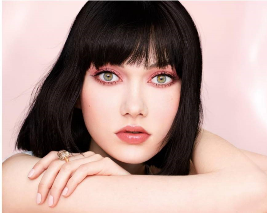 Рекламная кампания весенней коллекции макияжа Mineral Glow, Dior
