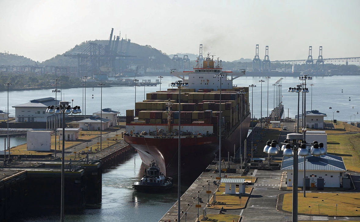 Aris Martinez / Reuters