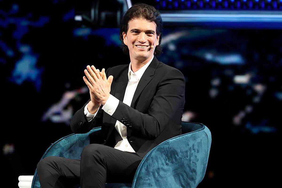 Адам Нейман