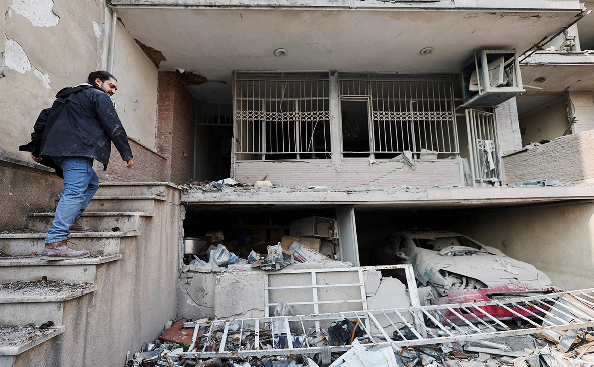 Alaa Al Marjani / Reuters