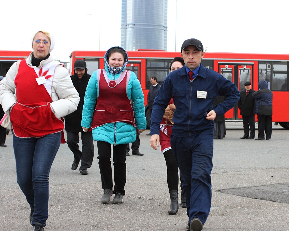 Конкурс мастерства водителей и кондукторов казанских автобусов.