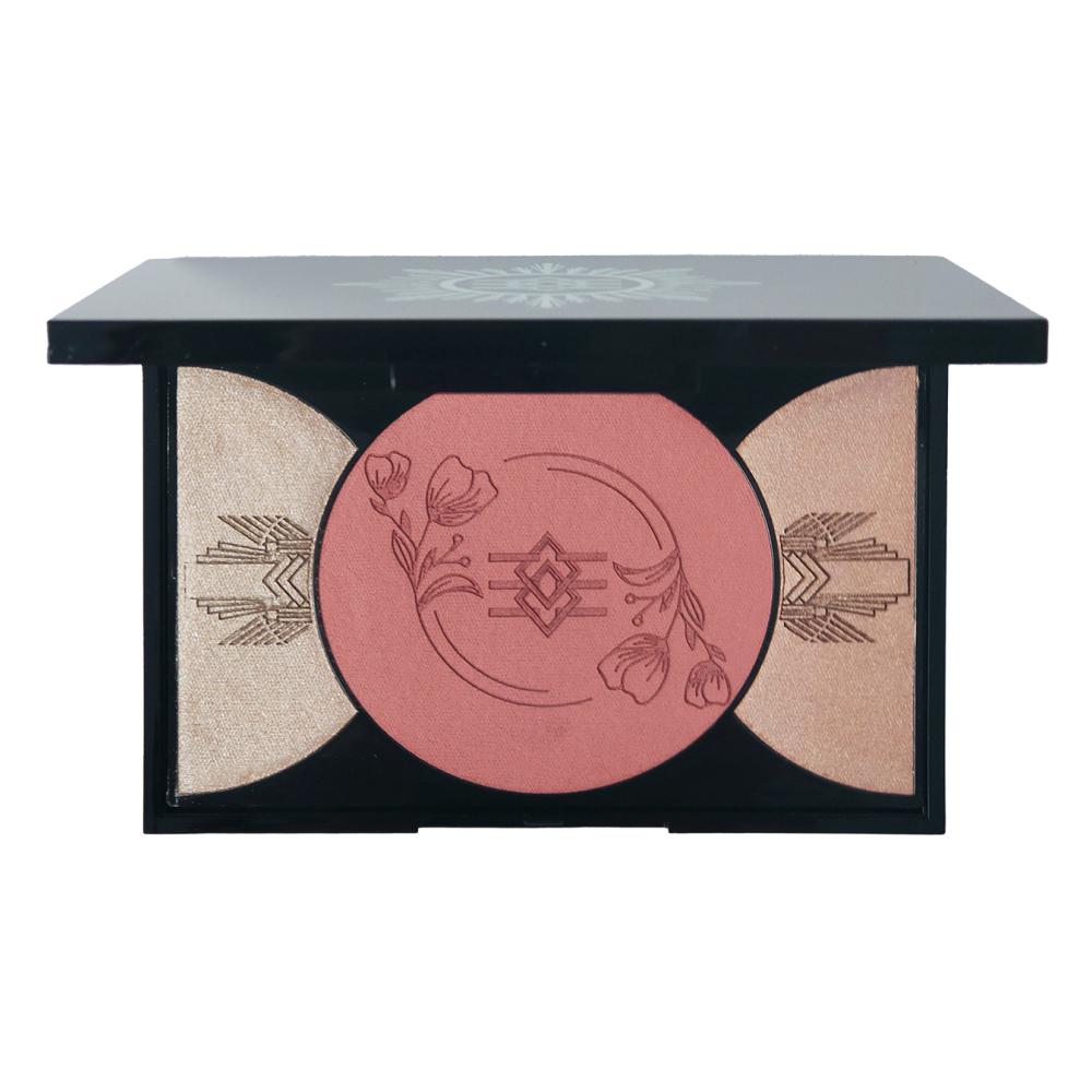 Палетка для лица № 1 Blush Temptation, Essential, 3600 руб. («Иль де Ботэ»)