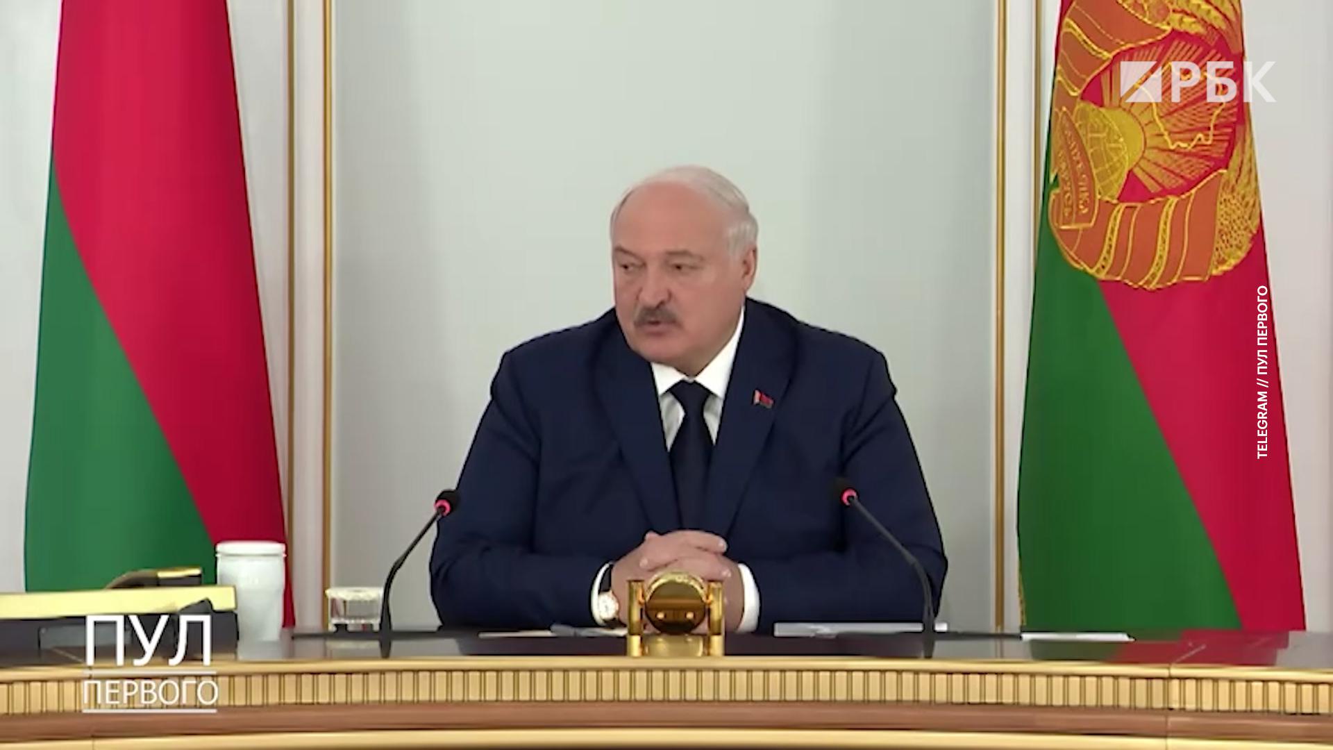 Лукашенко заявил, что с картофелем в Белоруссии нельзя шутить