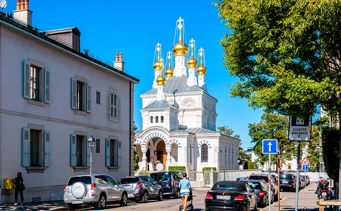 olrat / Shutterstock