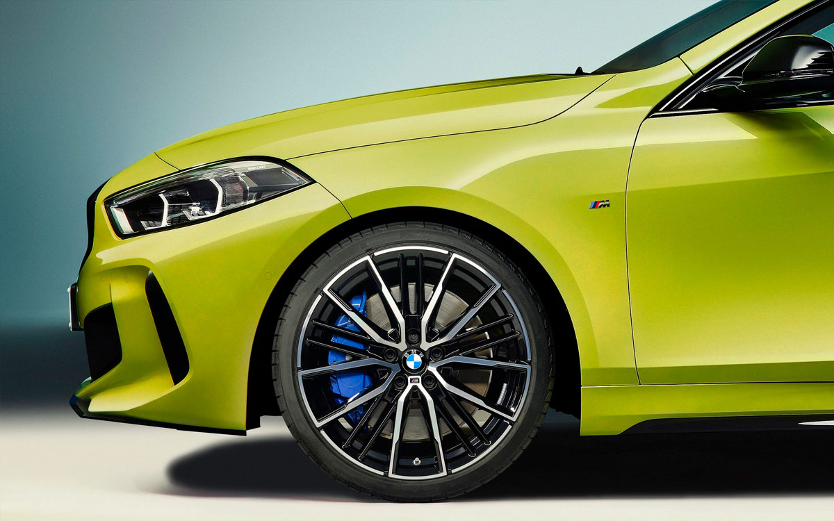BMW модернизировала самую мощную версию хэтчбека 1-Series