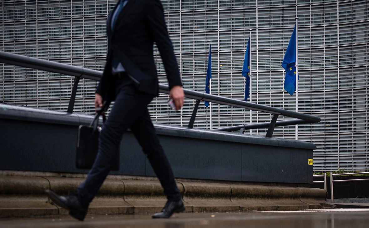 Leon Neal / Getty Images