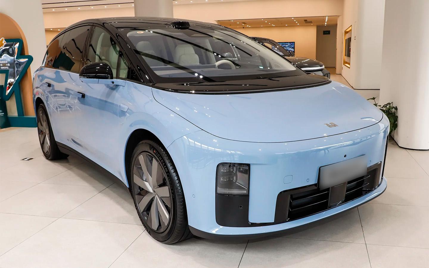 В новой модели Li Auto i8 будет лишь одна комплектация. Причины и цена