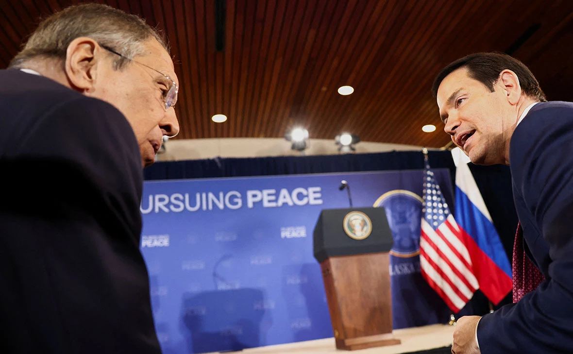 Kevin Lamarque / Reuters