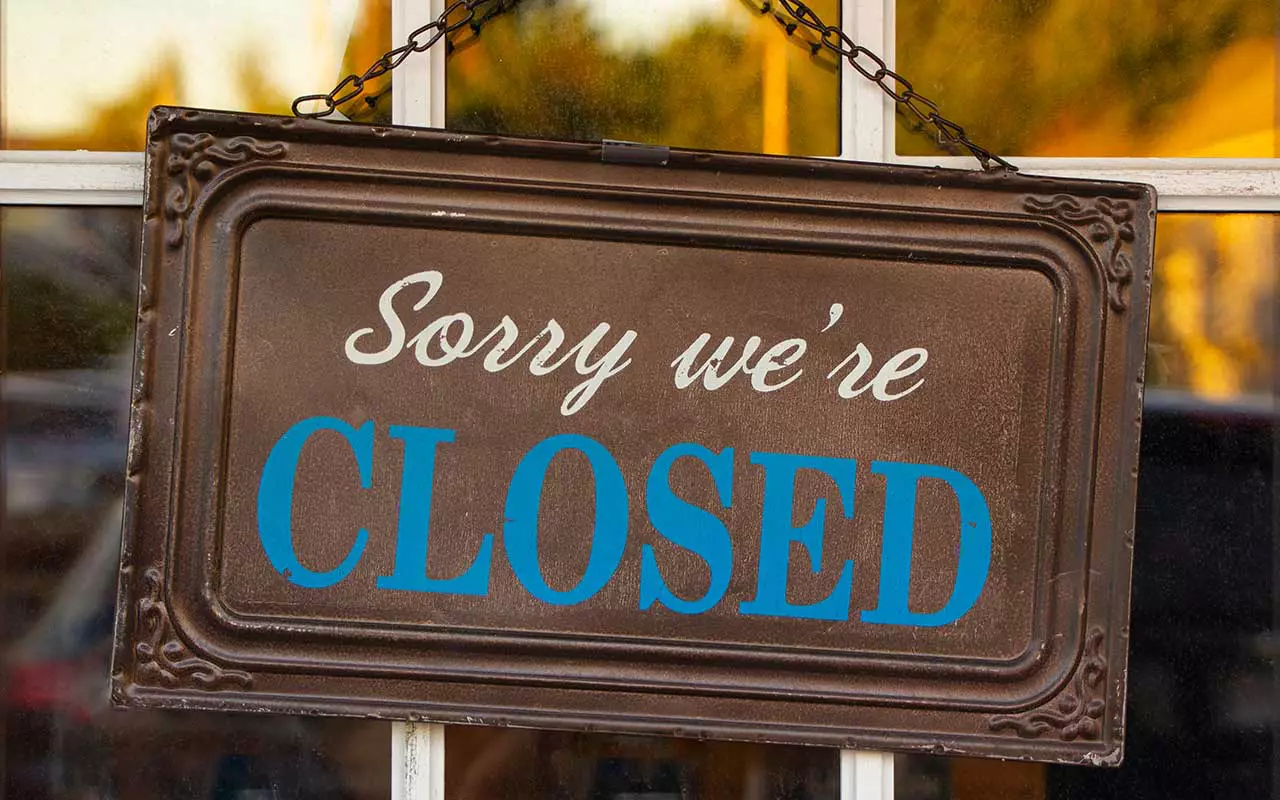 На пятый рабочий день вы получите сообщение, что вы сняты с учета