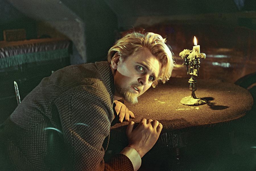 Юрий Яковлев в роли князя Мышкина на съемках фильма «Идиот», 1958 год