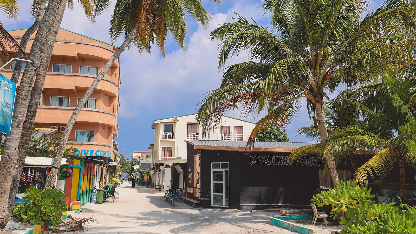 Маафуши, Мальдивы