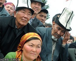 Власти Киргизии пообещали разобраться с протестующими