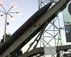 Иран провел успешные испытания ракет класса "земля-море"