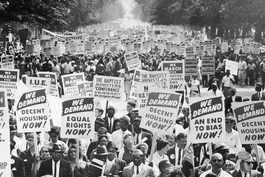 Марш за свободы в Вашингтоне в 1963 году, который организовал Мартин Лютер Кинг-мл.