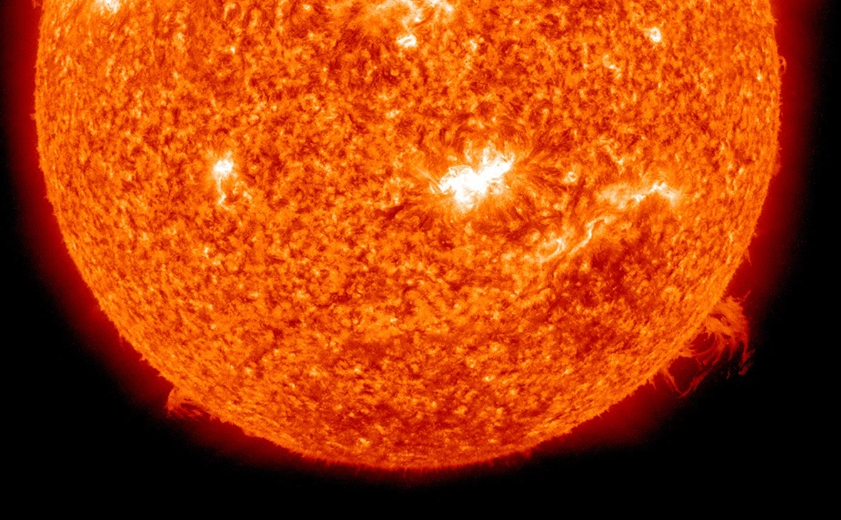NASA / Solar Dynamics Observatory / Getty Images