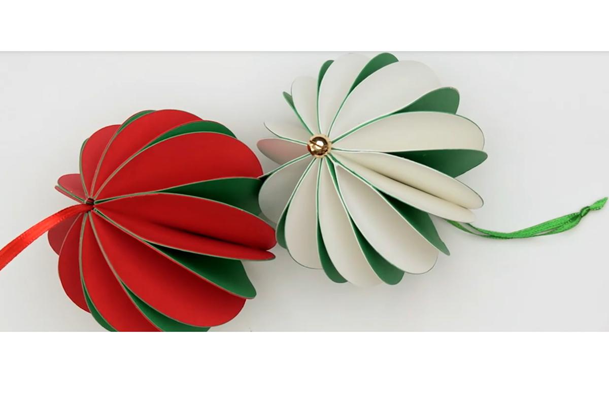 Как сделать новогодний шар из картона