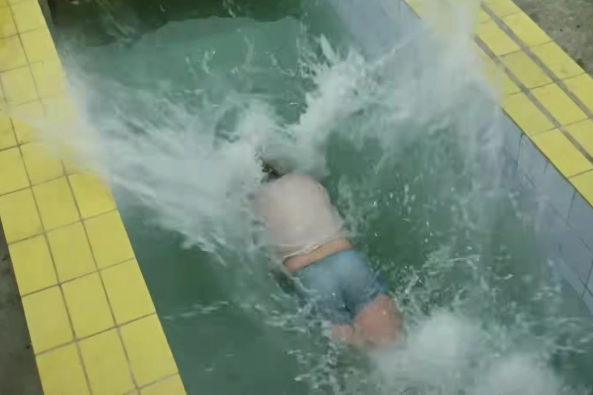 Кадр из фильма «Приключения Электроника», режиссер Константин Бромберг, 1979 год