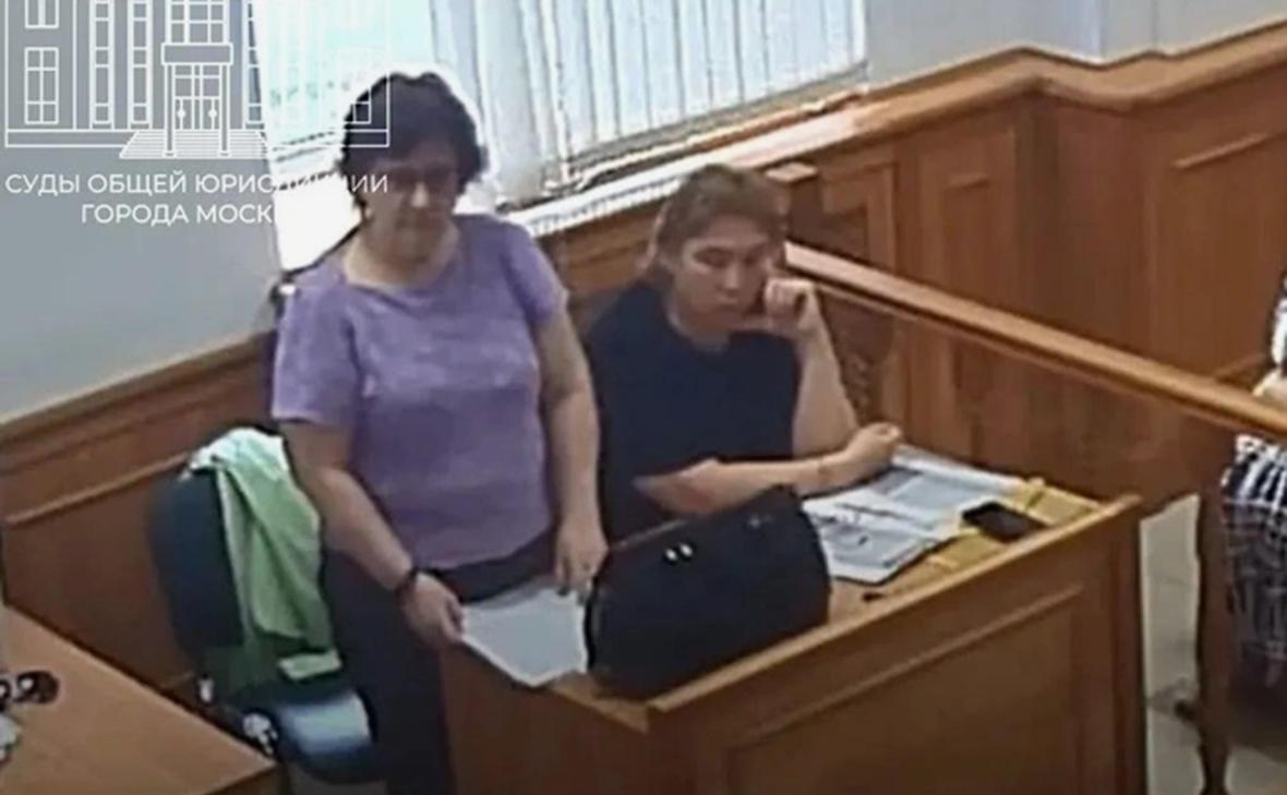 В Москве пенсионерка подожгла квартиру во время визита приставов