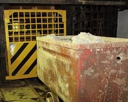 В Забайкальском крае ведется проверка по факту гибели рабочего в урановой шахте