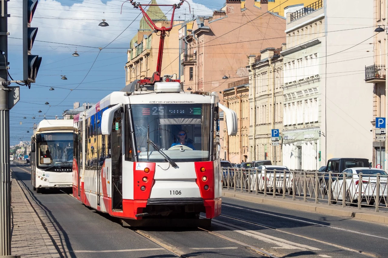 Власти Петербурга сохранили тарифы на проезд в транспорте на 2024 год - РБК  Отрасли