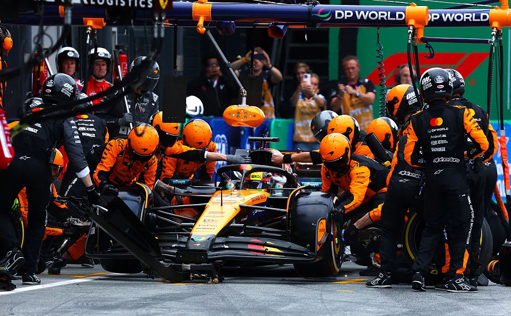 Mark Thompson / Getty Images