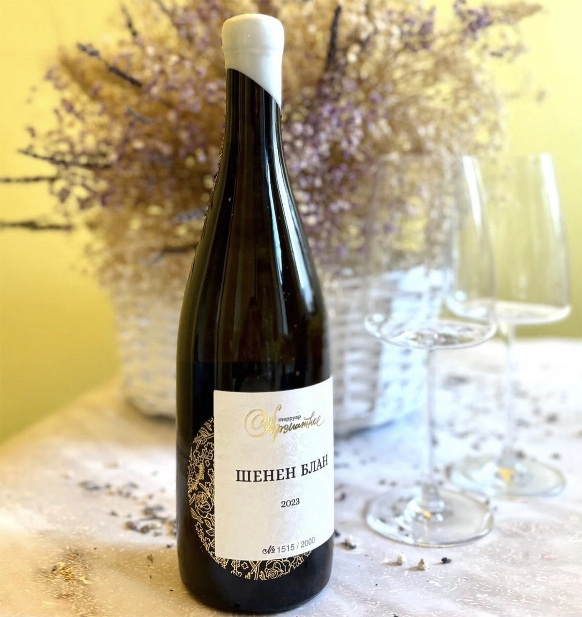 Этикетки с легендой: 10 историй о создании этикеток российского вина