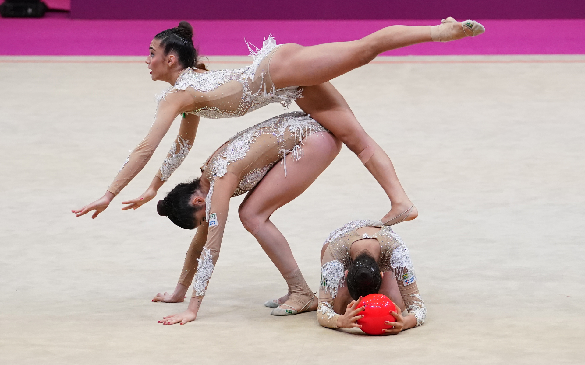 Чемпионат Европы по художественной гимнастике перенесли из Москвы в Баку