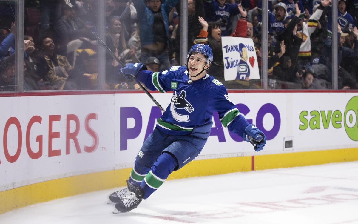 Российский хоккеист «Ванкувера» повторил рекорд Павла Буре в НХЛ