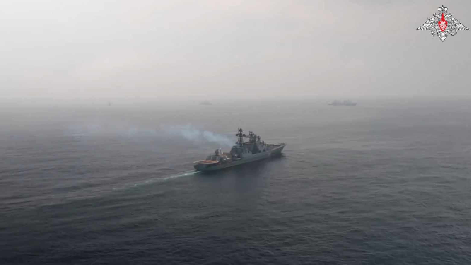 Россия и Китай начали совместные учения флота в Японском море