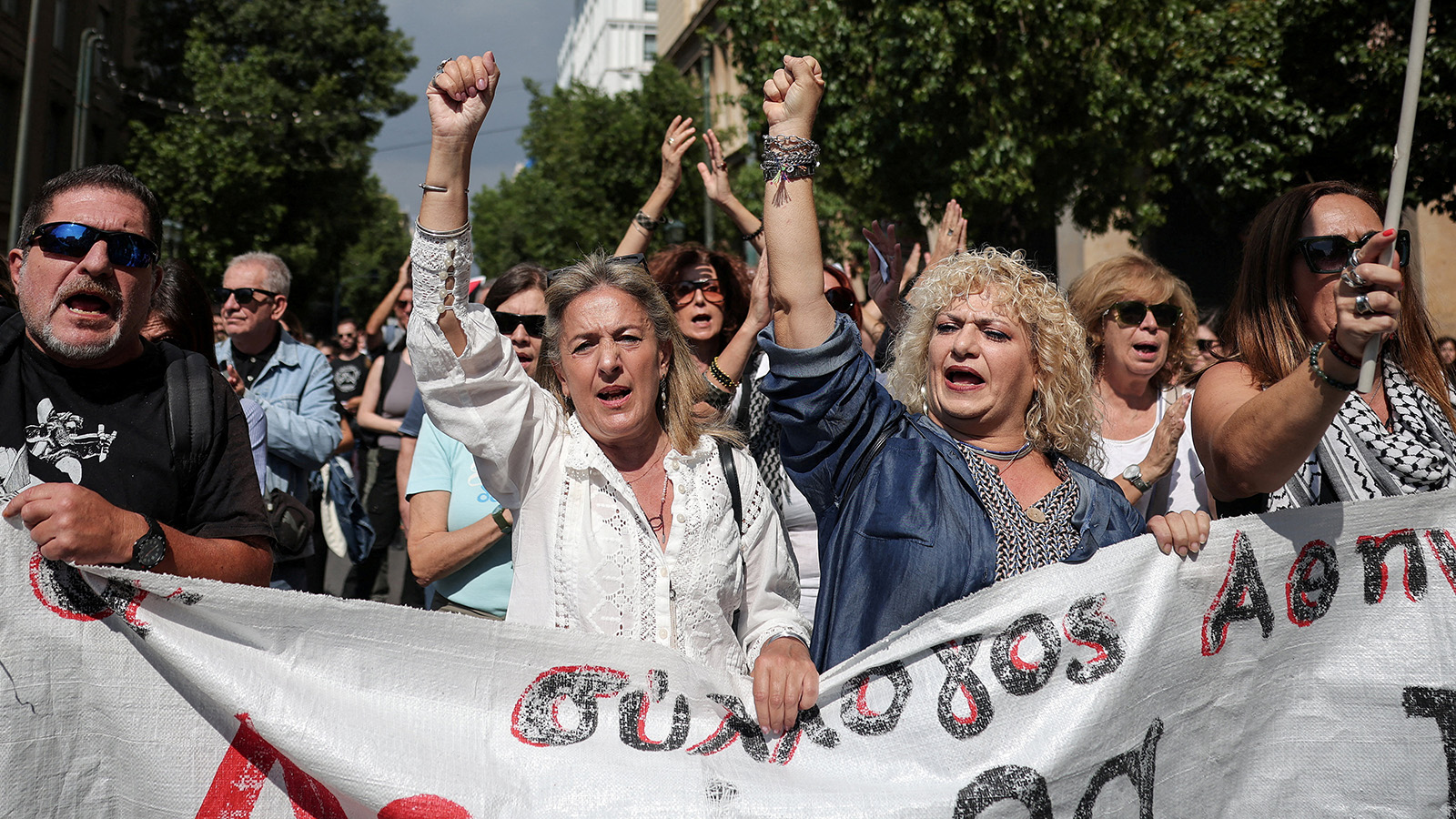 Протестующие в Афинах, 1 октября 2025 года