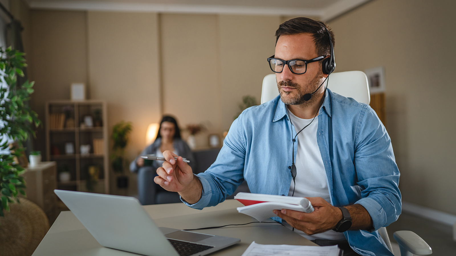 Россияне раскрыли желаемую зарплату своих партнеров