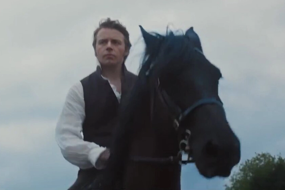 Кадр из сериала «Гордость и предубеждение» (2026)