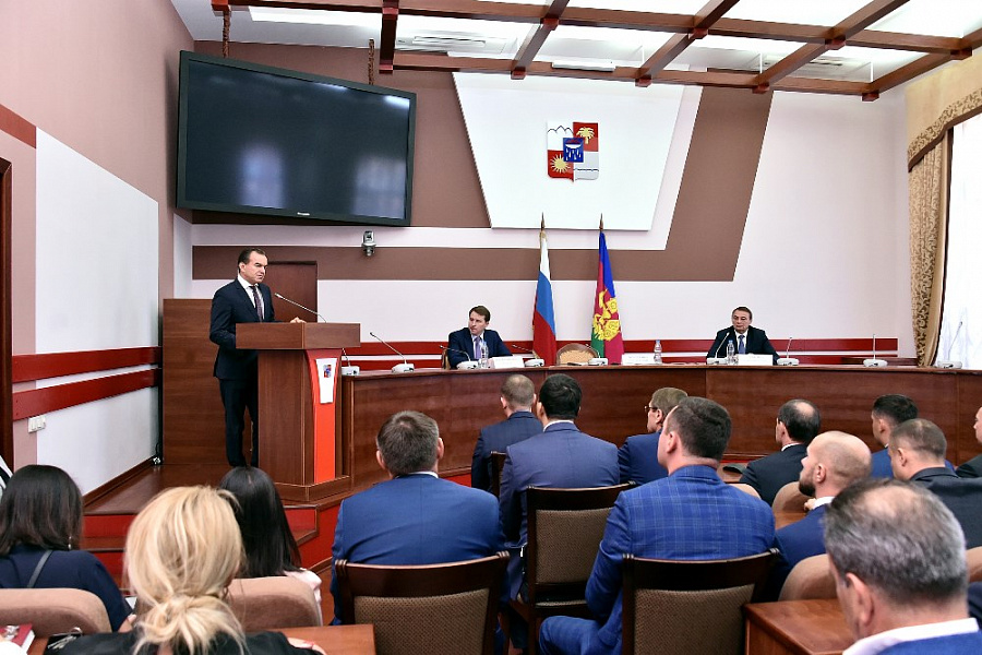 Депутатам Сочи представили врио главы города