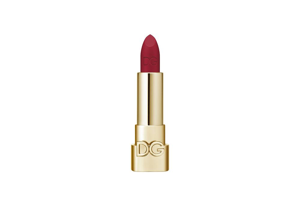 Стойкая матовая губная помада The Only One Matte, оттенок 640 #DGAmore, Dolce &amp; Gabbana, 3840 руб. (ЦУМ)