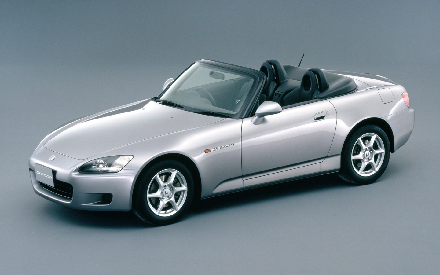 Honda S2000 является самым дорогим автомобилем на вторичном рынке из этой подборки