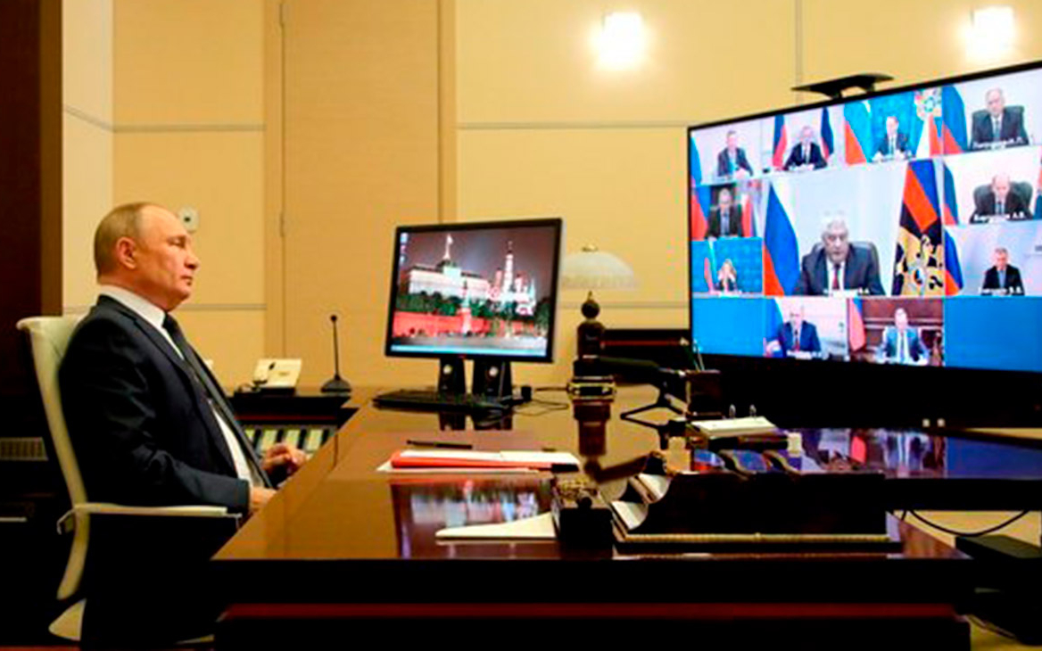 Песков заявил, что Путин обсудил с Совбезом спецоперацию и переговоры