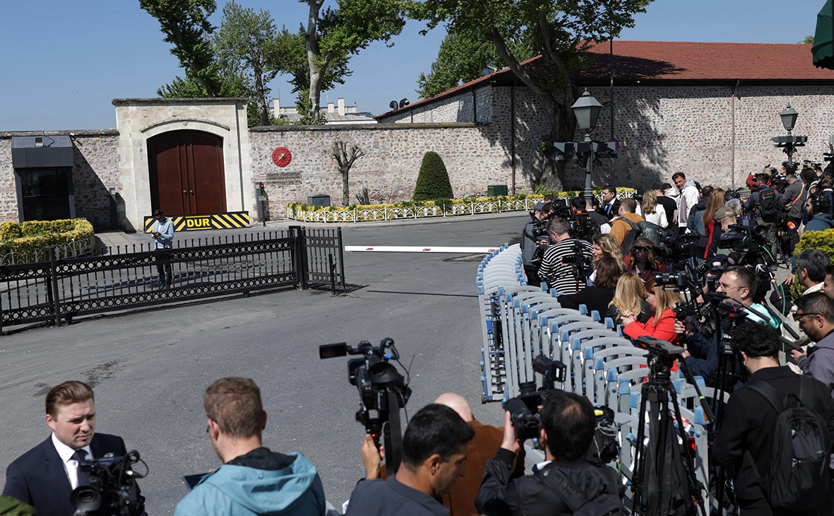 Murad Sezer / Reuters