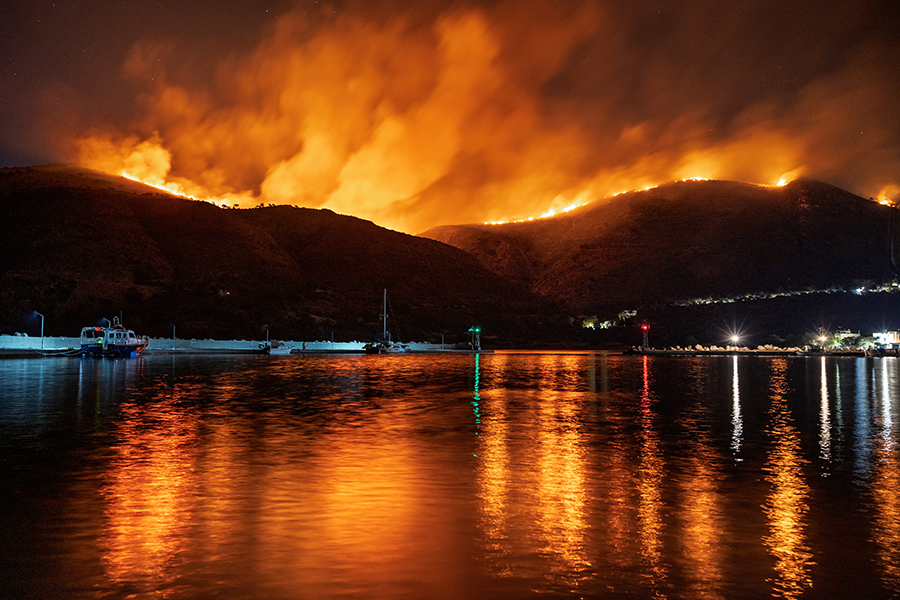 Фото: Kostas Kourgia / EPA / ТАСС