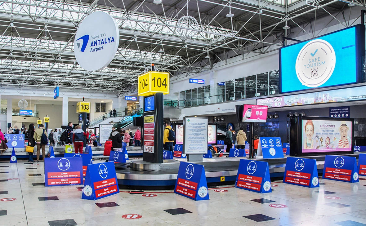 Galina-Photo / Shutterstock