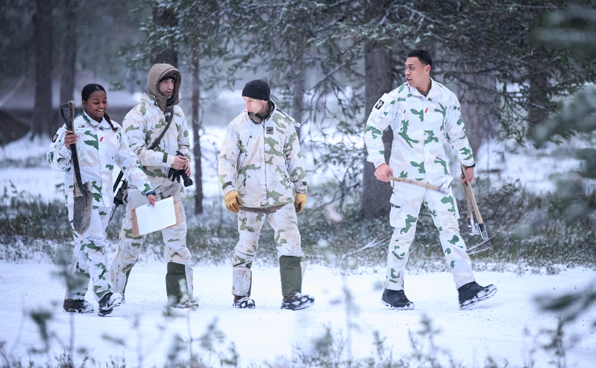 Leon Neal / Getty Images