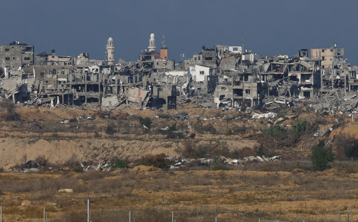 Kai Pfaffenbach / Reuters