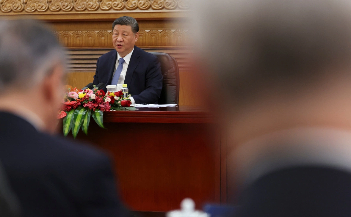 Florence Lo / Reuters