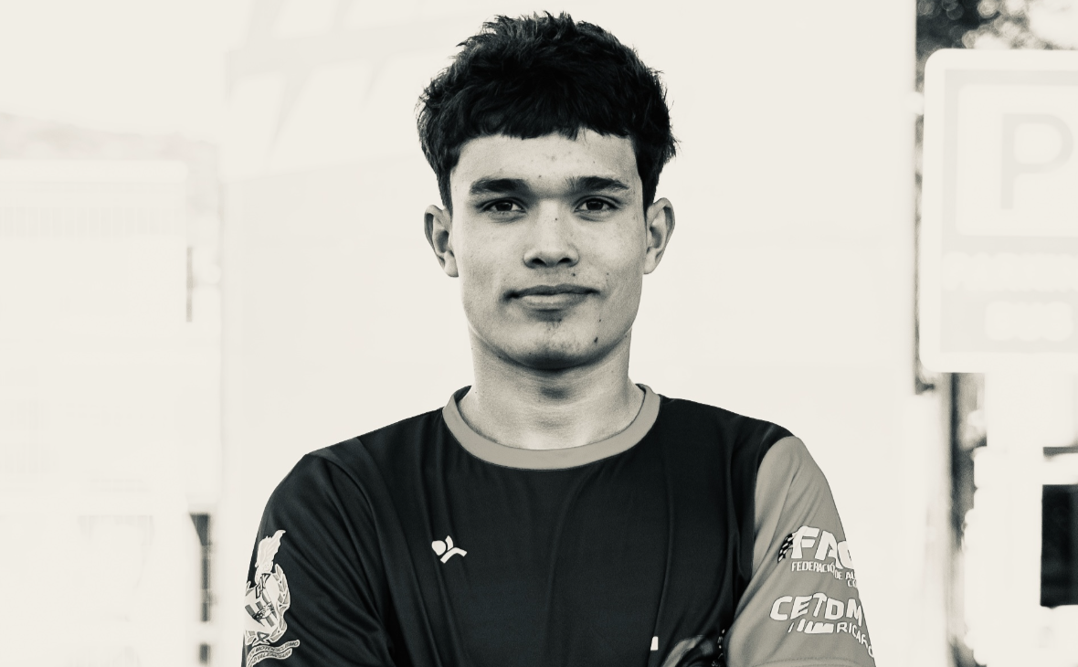 Энцо Баденас